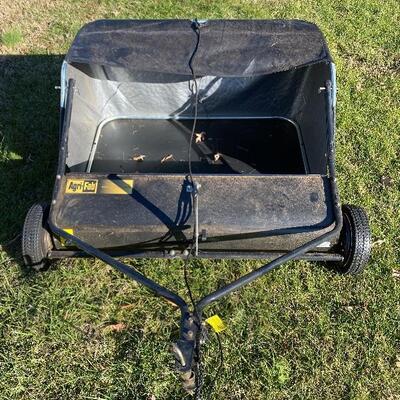 Like New Condition Agri-Fab Leaf sweeper Lawn Sweeper