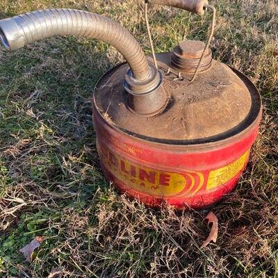 Vintage 2 1/2 gallon Steel Gas can Spout Wood Handle