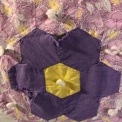 Vintage Grandmother's Garden Quilt (Full/Queen)