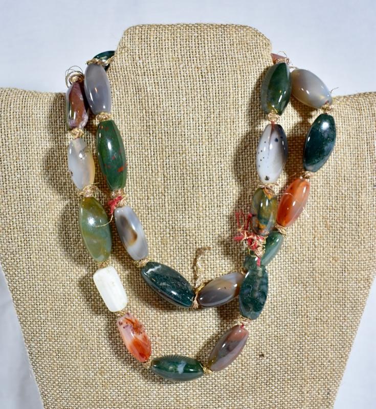 Vintage Alaskan Jade & Gold Threaded Necklace | EstateSales.org