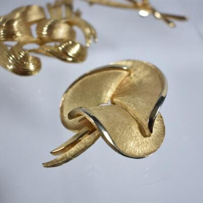 Vintage Gold Trifari Assortment 
