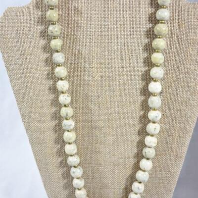 Vintage Costume Jewelry Assortment - Cream & Gold