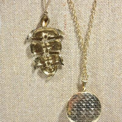 Vintage Costume Jewelry Assortment - Cream & Gold