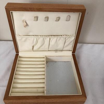 Lot 14 - Jewelry Boxes & Mirror