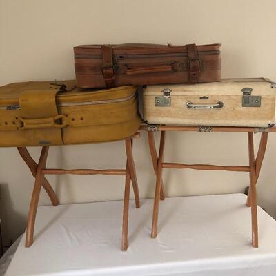 Lot 20 - Vintage luggage & luggage racks