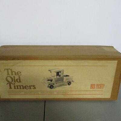 Lot 19 - The Old Timers 1921 Pickup Wooden Kit 
