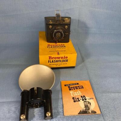 Vintage 1940â€™s Eastman Kodak Brownie Flashholder 179F & Brownie Six-20