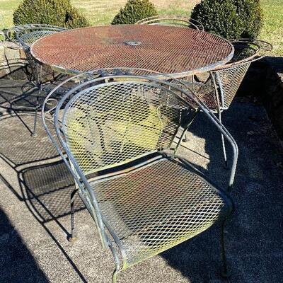 Vintage Wrought Iron Mesh Top Patio Table And 4 Chairs 