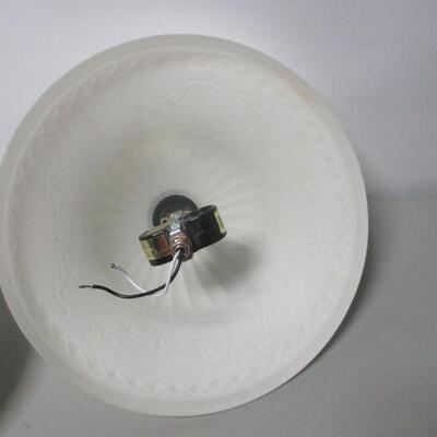 Lot 32 - Frosted White Electric Lamp Shades 