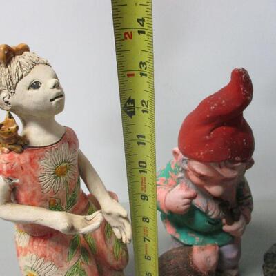 Lot 34 - Ceramic Resin & Plastic Figurines 