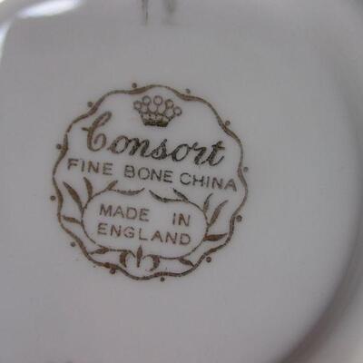 Lot 36 - Fine Bone China Tea Cups & Saucers - Salisbury - Consort - Sealy - E & R - Zeh Scherzer