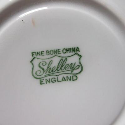 Lot 39 - Fine China Dishes - Shelley - Rose Royale - Mikasa