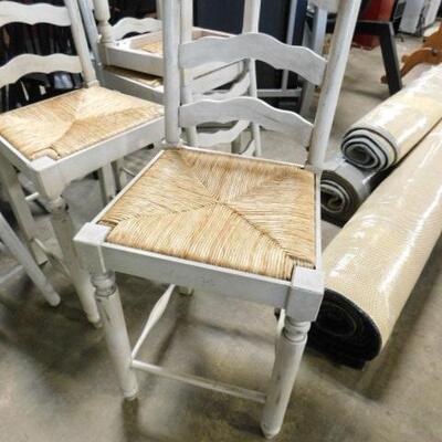 Set of 4 Solid Wood  Rush Seat Ladder Back Pub Height Chairs 24