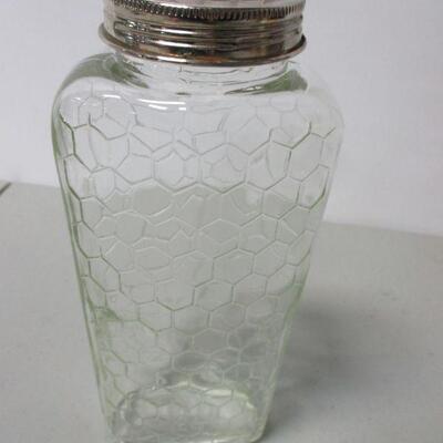 Lot 71 - Vintage Honeycomb Glass THT 03 Flower Arranging Frog Vase Display & Salt & Pepper Shakers