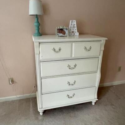 Stanley white dresser 