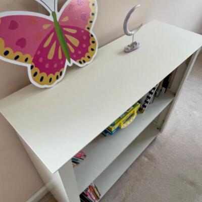 Stanley white bookshelf