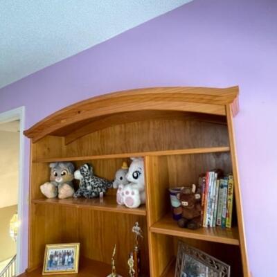 Dresser with storage shelves and full size bed frame/convertible crib