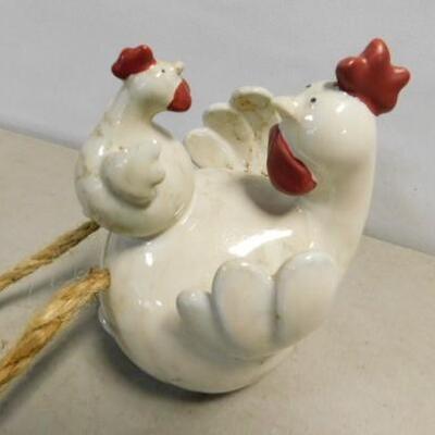 Porcelain Momma Hen and Her Chick with Rope Legs 8
