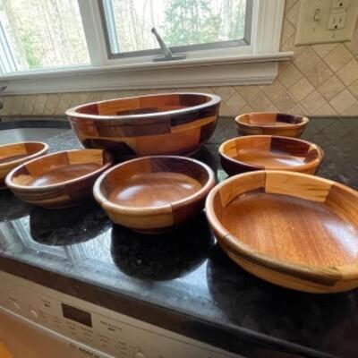 Wood bowl set
