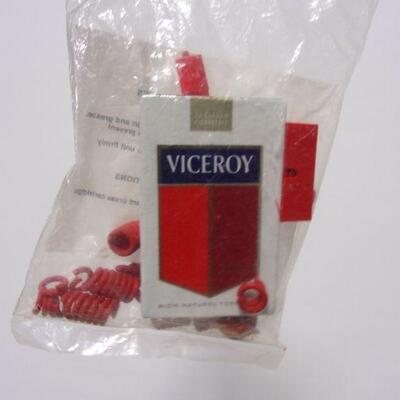 Lot 100 - Cigarette Pen Holders Advertising Kool L&M Viceroy