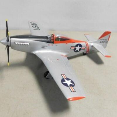 Limited Edition Die Cast P-51 USAF Mustang Model 9