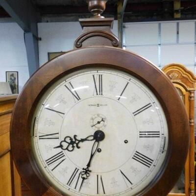 Classic Banjo Body Howard Miller Walnut Cabinet Grandfather Clock with Weights and Pendulum 86