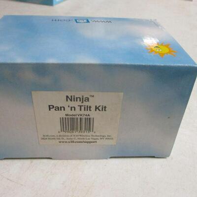 Lot 25 - X10 Ninja Pan 'n Tilt Camera Kit Model VK74A