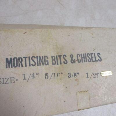 Lot 39 - Wood Mortising Attachment Plus Bits & Chisels