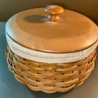 Lot 16-Longaberger round basket