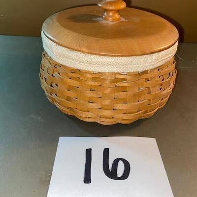 Lot 16-Longaberger round basket