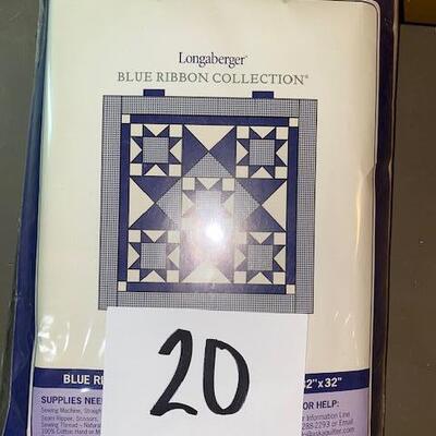 Lot 20- Longaberger Wall Hanging Kit