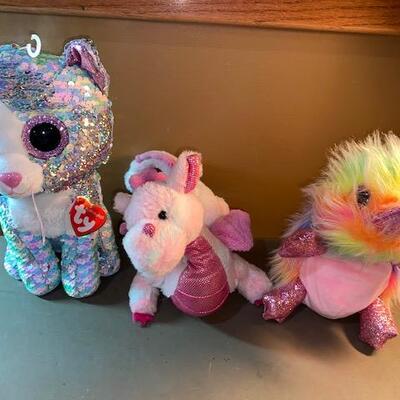 Lot 25- Sparkle Plush Lot