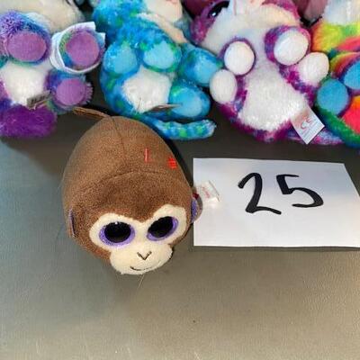 Lot 25- Sparkle Plush Lot