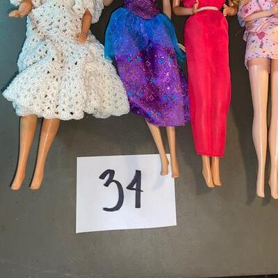 Lot 34- Barbie Lot