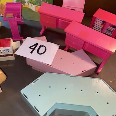 Lot 40- Vintage Barbie House Lot