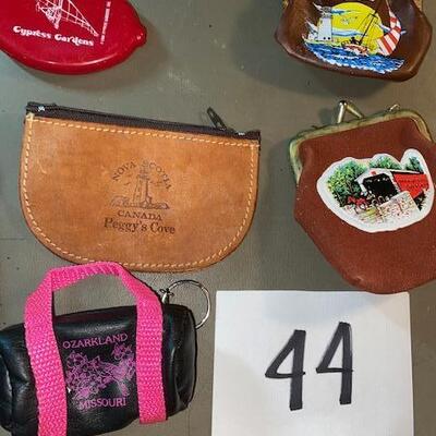 Lot 44- Souvenir Coin Purses Lot