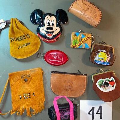 Lot 44- Souvenir Coin Purses Lot