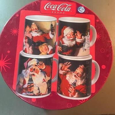 Lot 66 - 4 Coca Cola Mugs