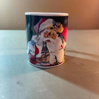 Lot 66 - 4 Coca Cola Mugs