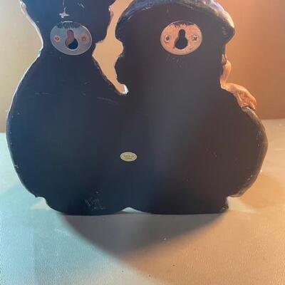 Lot 77-Golf buddies Toilet Paper Holder