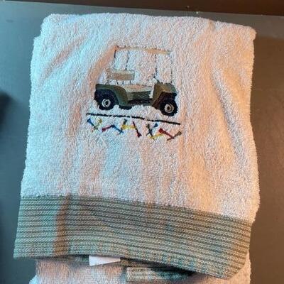 Lot 79 - Golf themed Towel set
