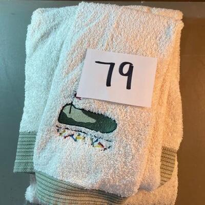 Lot 79 - Golf themed Towel set