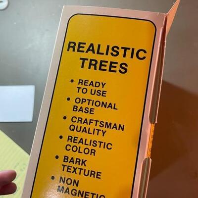 Lot 86- HO Scale Realistic Trees