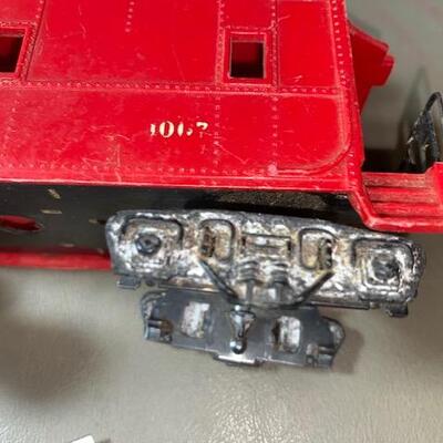 Lot 95 - Lionel train Caboose