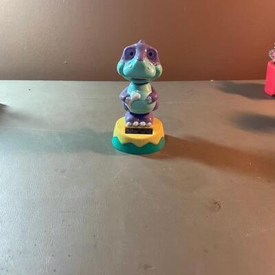 Lot 96 - Solar Powered Toys