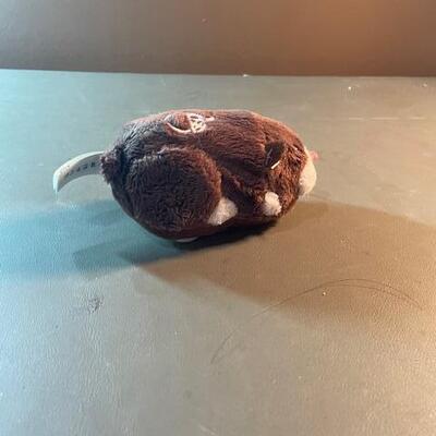 Lot 97- Shu Shu Pets
