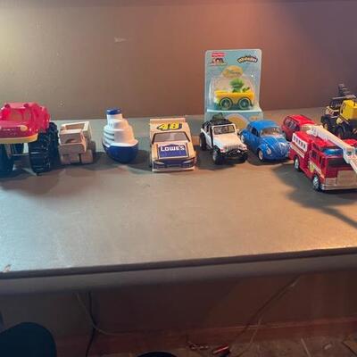 Lot 98 - Toy Cars