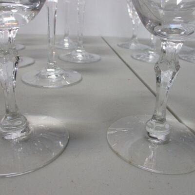Lot 114 - Crystal Wine Glasses - Gold Rims & Silver Rims