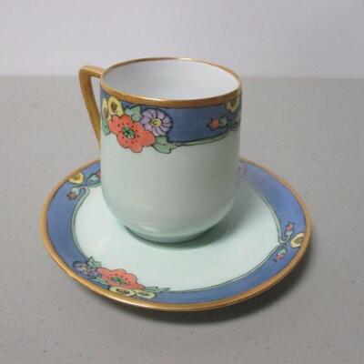 Lot 115 - Lenox Vase - Tea Cup & Saucer Trinkets 