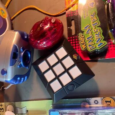 Lot 107 - Toy Lot